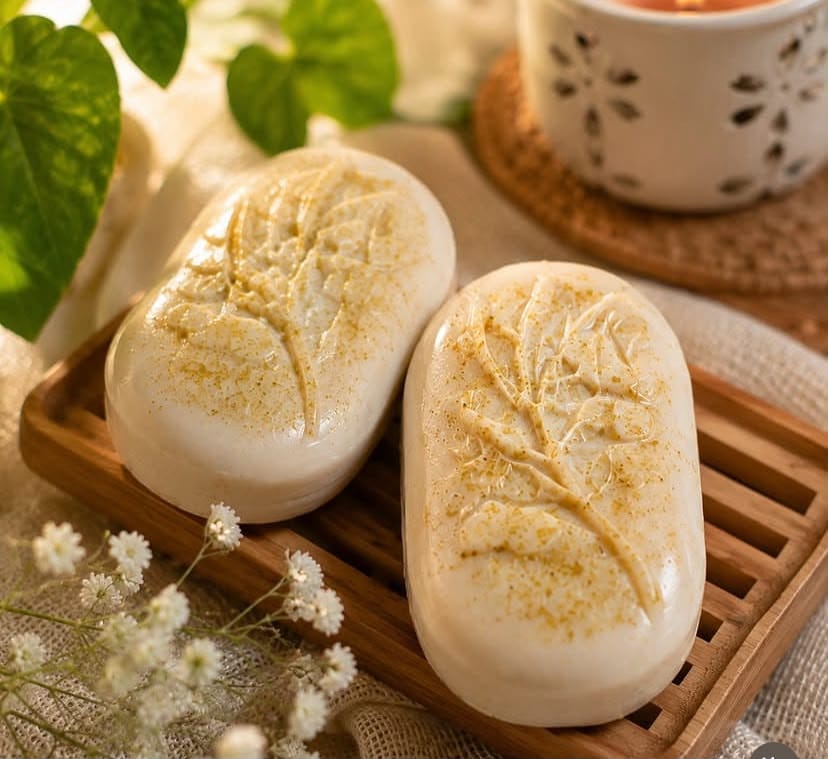 Goat milk with Oats Soap Bar - Image 1